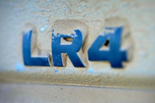 بررسی لندرور LR4 مدل 2014